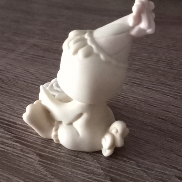 Happy birdie precious moment figurine - Picture 3 of 5